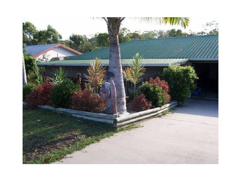 13 Curtis Avenue, Boyne Island QLD 4680