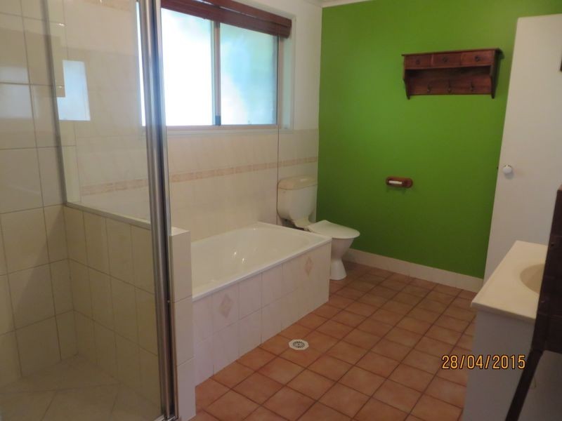 26 LOMANDRA STREET, Boyne Island QLD 4680