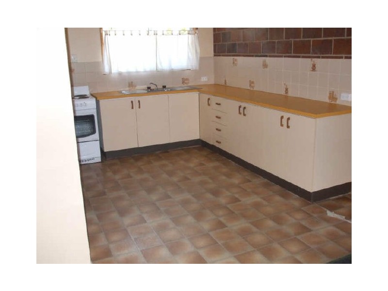 B/27 Beach Avenue, Tannum Sands QLD 4680