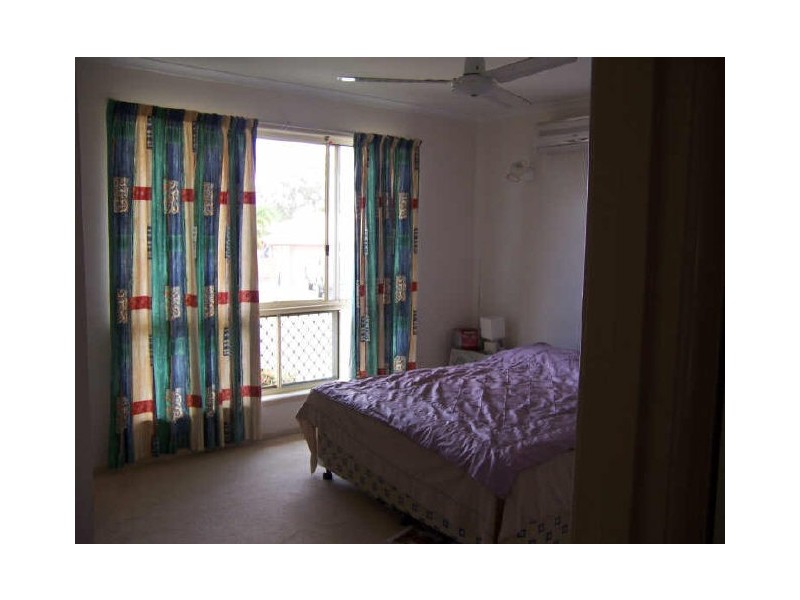 2/1 Douglas Street, Tannum Sands QLD 4680