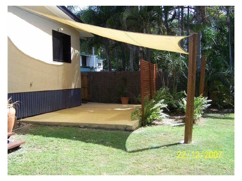 16 Beach Avenue, Tannum Sands QLD 4680