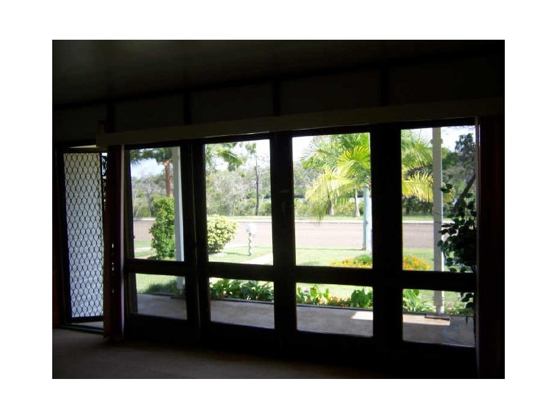41 Tarcoola Drive, Boyne Island QLD 4680