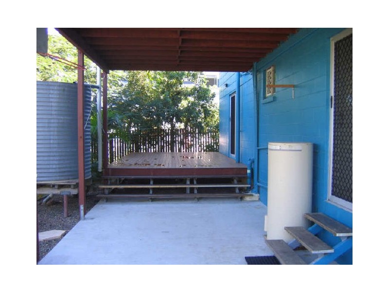 71 Booth Avenue, Tannum Sands QLD 4680