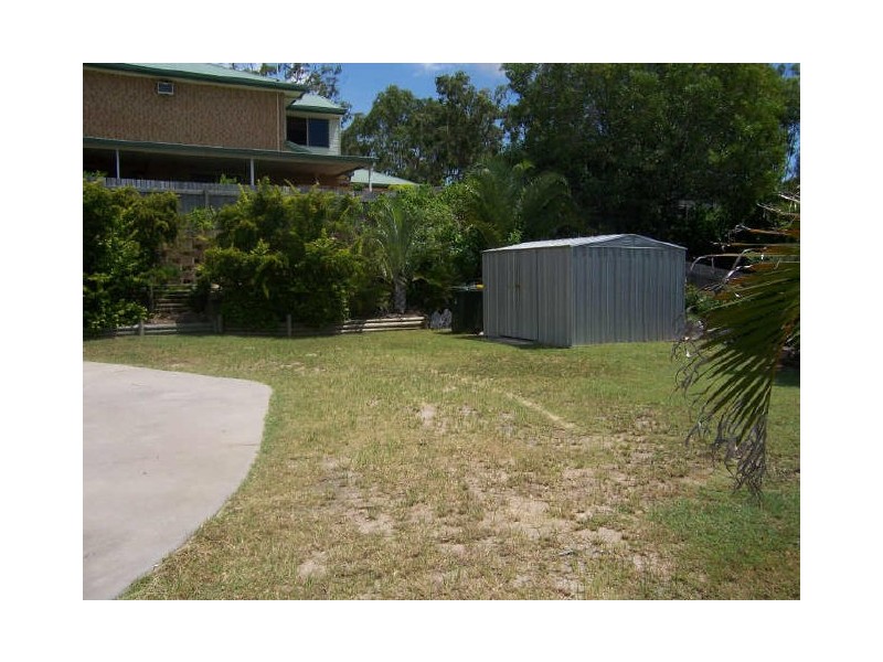 12 Yaraan Court, Boyne Island QLD 4680