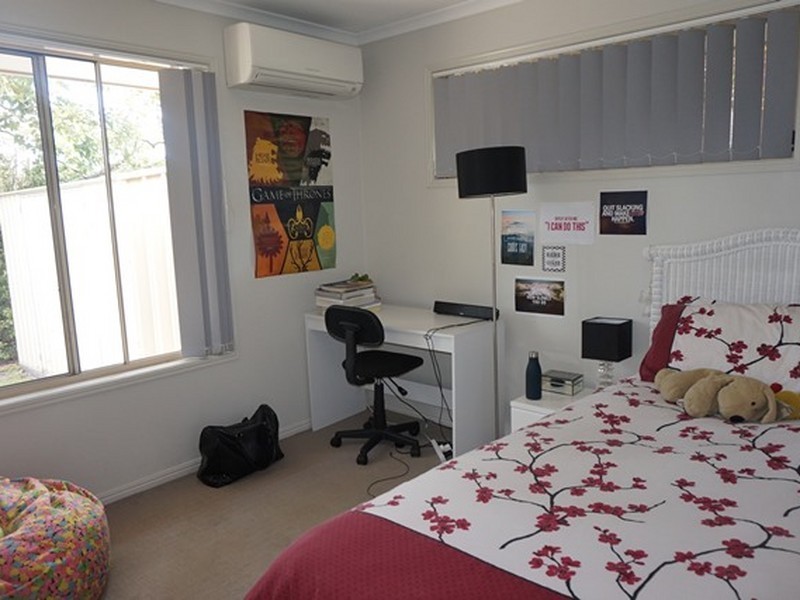 50 LOMANDRA STREET, Boyne Island QLD 4680