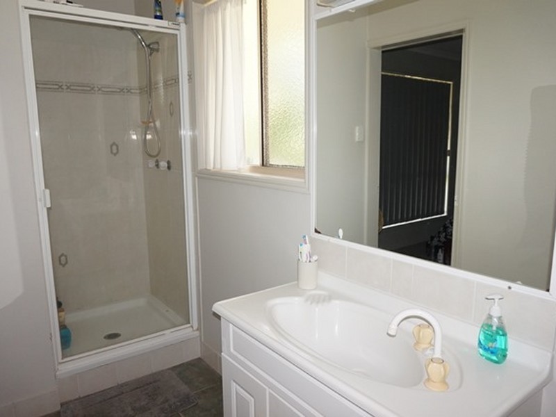 50 LOMANDRA STREET, Boyne Island QLD 4680