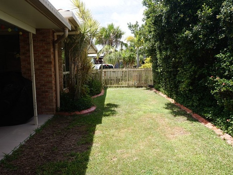 50 LOMANDRA STREET, Boyne Island QLD 4680