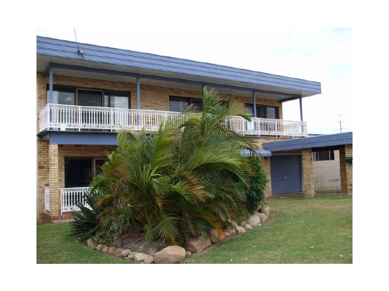 7 The Esplanade, Barney Point QLD 4680