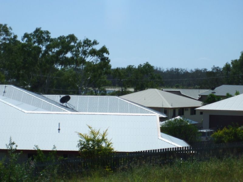 1 DANIELLE PLACE, Boyne Island QLD 4680