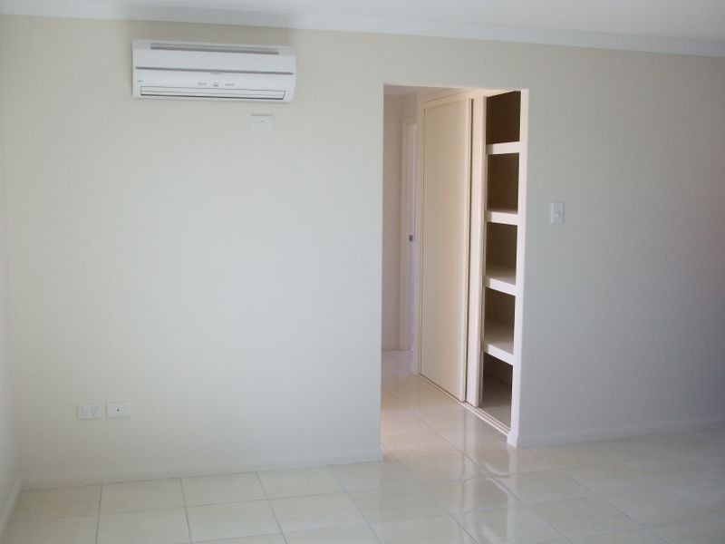 1 DANIELLE PLACE, Boyne Island QLD 4680