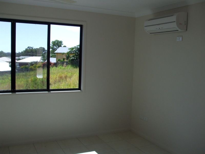 1 DANIELLE PLACE, Boyne Island QLD 4680