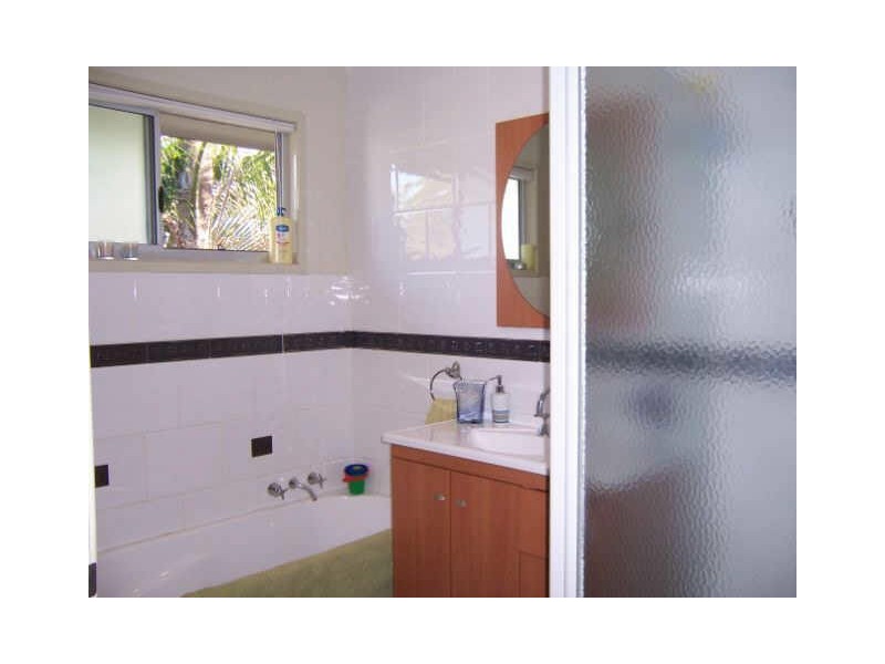 11 Tasman Court, Boyne Island QLD 4680
