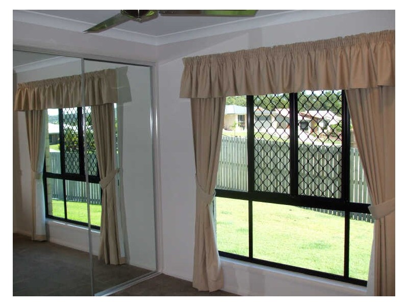 17 LONGREACH COURT, Tannum Sands QLD 4680