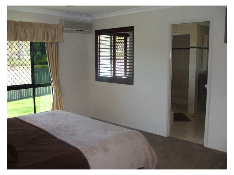 17 LONGREACH COURT, Tannum Sands QLD 4680