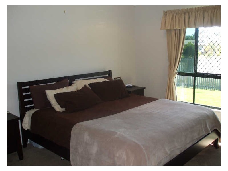 17 LONGREACH COURT, Tannum Sands QLD 4680