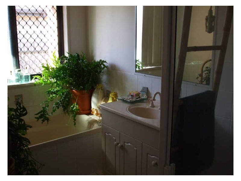 1 EUNGELLA PARADE, Clinton QLD 4680