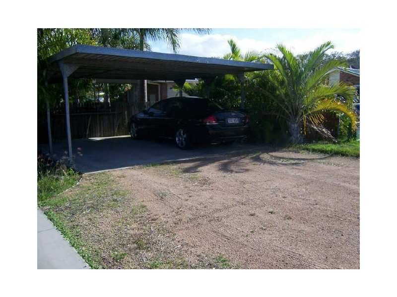 1 Belah Court, Boyne Island QLD 4680