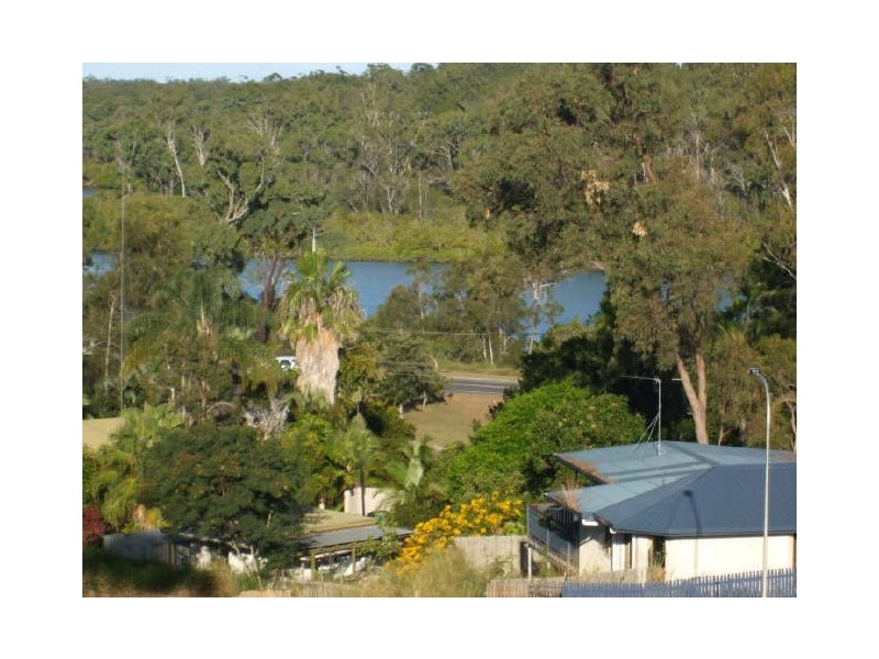 10 Sayre Crescent, Boyne Island QLD 4680