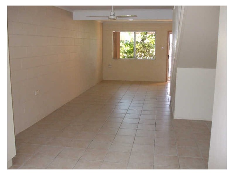 4/4 ELIZABETH STREET, Tannum Sands QLD 4680