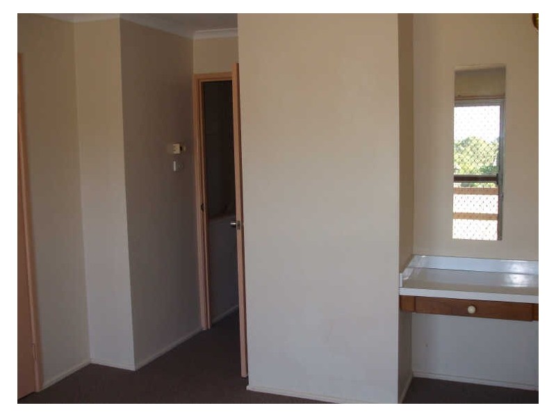 4/4 ELIZABETH STREET, Tannum Sands QLD 4680