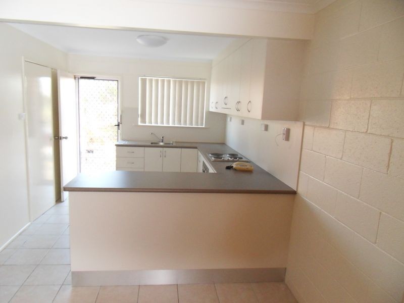 4/4 ELIZABETH STREET, Tannum Sands QLD 4680