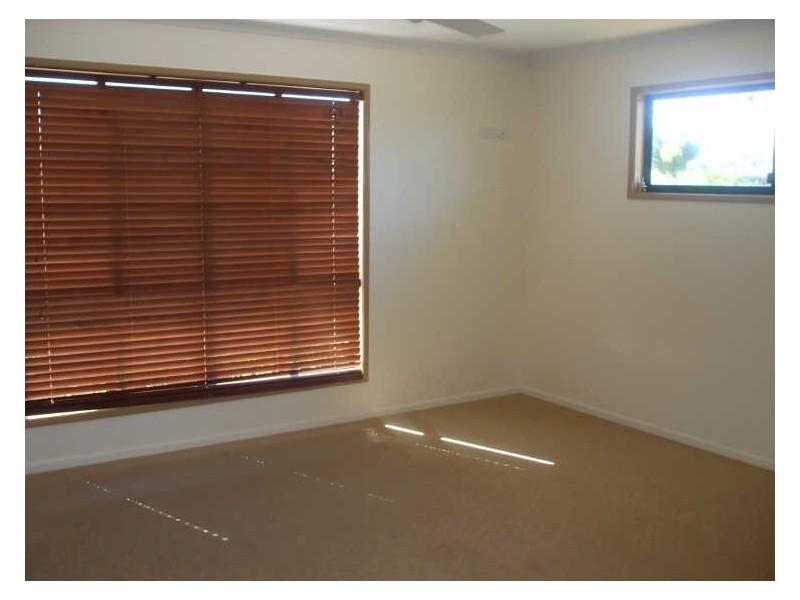 25 SAYRE CRESCENT, Boyne Island QLD 4680