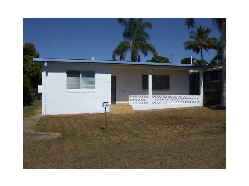 15 Yukana Street, Boyne Island QLD 4680