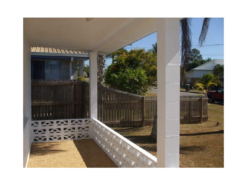 15 Yukana Street, Boyne Island QLD 4680