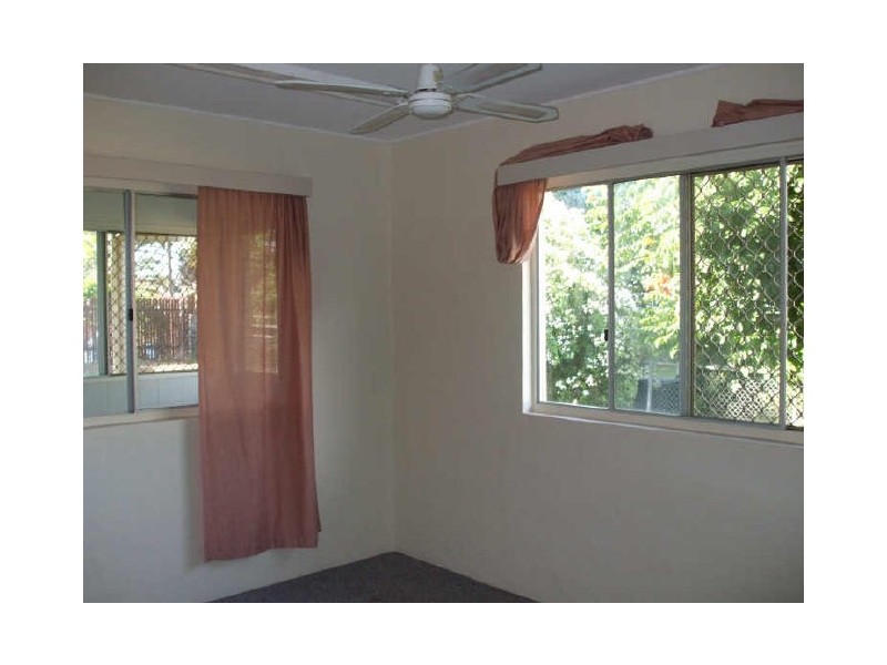 34 Orana Avenue, Boyne Island QLD 4680