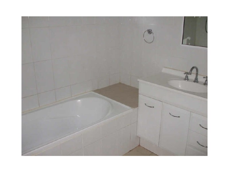 34 Orana Avenue, Boyne Island QLD 4680