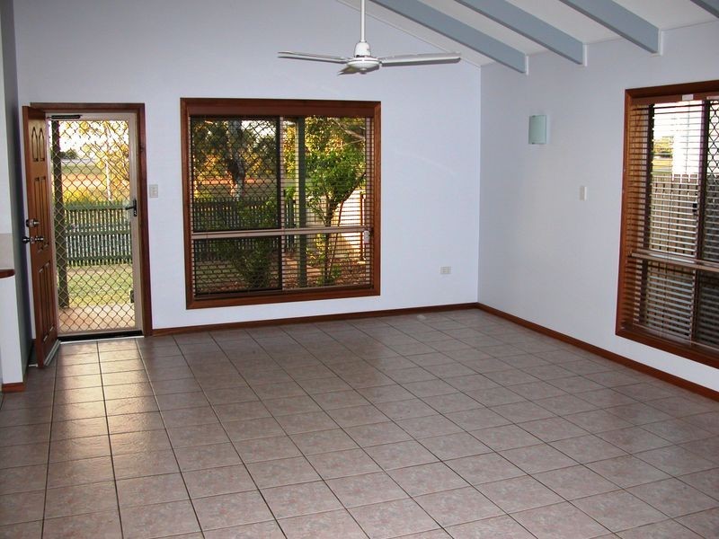 39 SHAW STREET, Gladstone QLD 4680