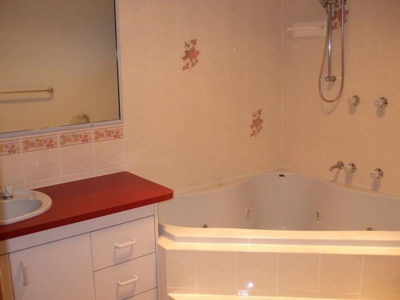 39 SHAW STREET, Gladstone QLD 4680