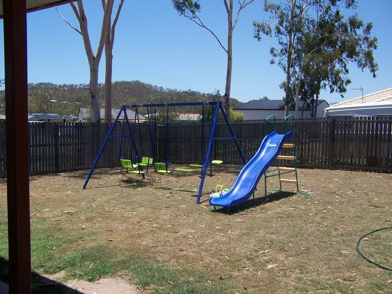 17 HUNTINGTON STREET, Gladstone QLD 4680