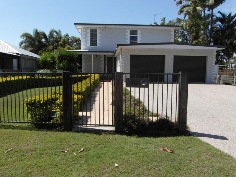 68 WYNDHAM AVENUE, Boyne Island QLD 4680