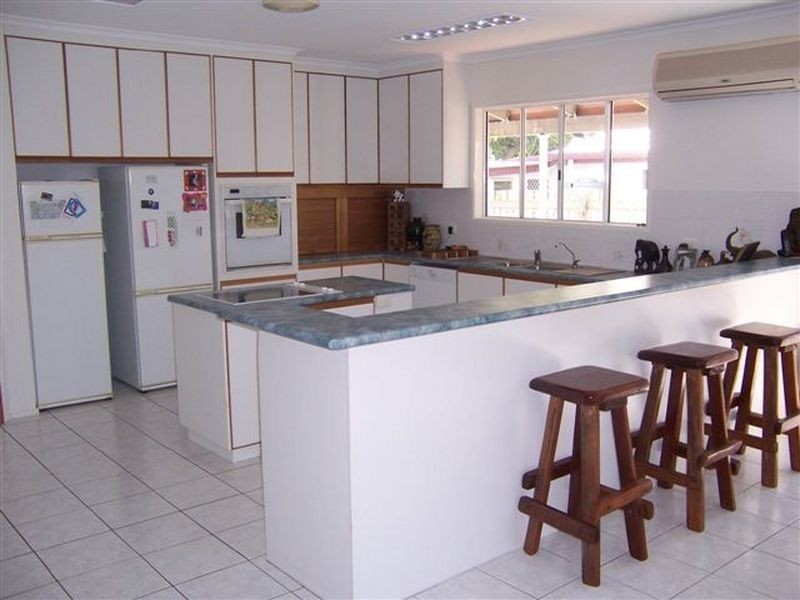 68 WYNDHAM AVENUE, Boyne Island QLD 4680