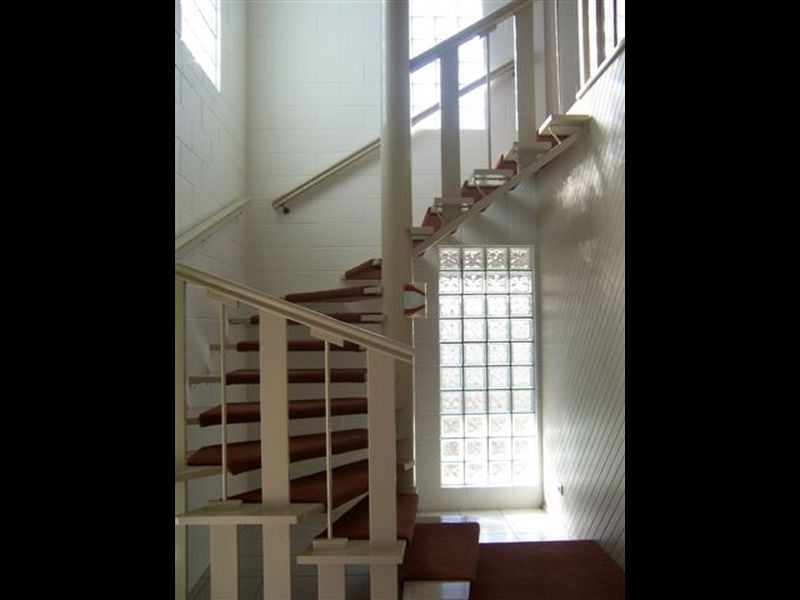 68 WYNDHAM AVENUE, Boyne Island QLD 4680