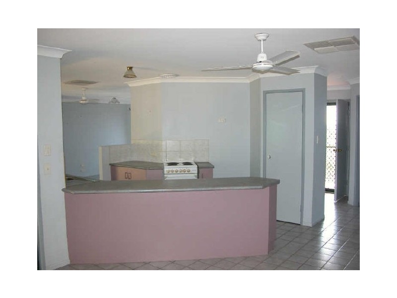 2 Wattle Court, Boyne Island QLD 4680