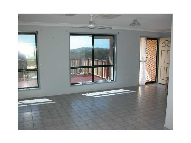 2 Wattle Court, Boyne Island QLD 4680