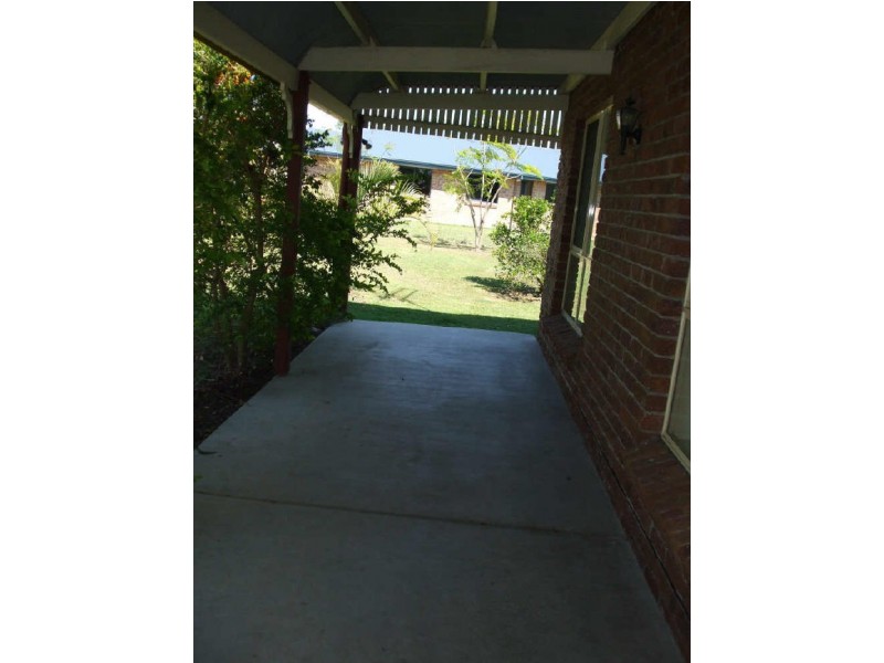 9 Dedekind Avenue, Benaraby QLD 4680