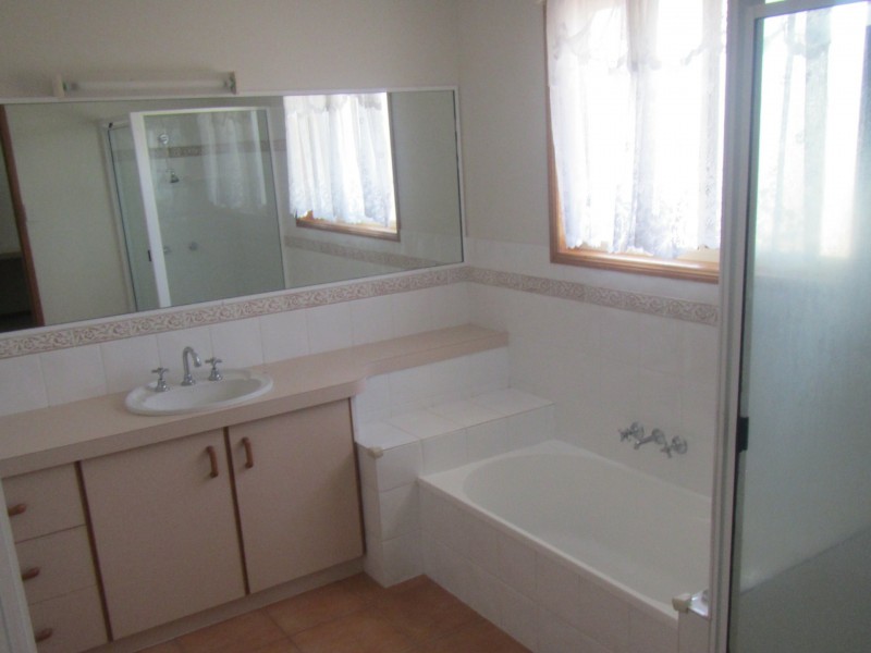 23 ELIZABETH STREET, Tannum Sands QLD 4680