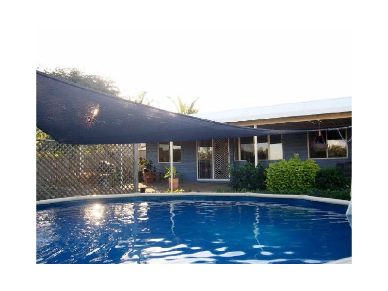 15 Wattora Close, Boyne Island QLD 4680