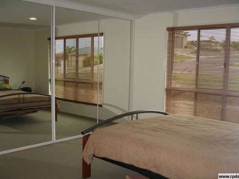 4B Golf View Drive, Boyne Island QLD 4680