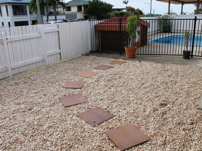48 Booth Avenue, Tannum Sands QLD 4680