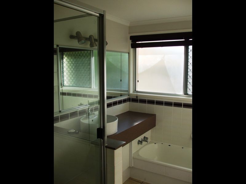10 BLACKWELL STREET, Tannum Sands QLD 4680