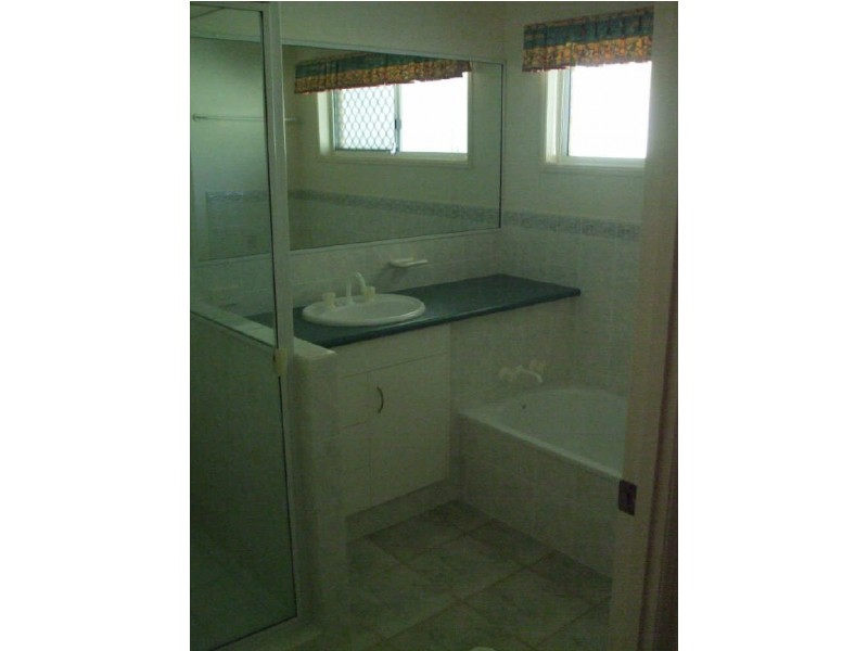 87 The Oaks Road, Tannum Sands QLD 4680