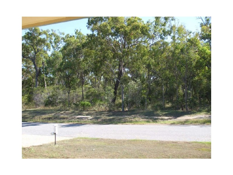 87 The Oaks Road, Tannum Sands QLD 4680