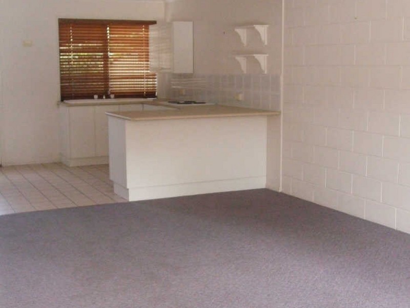 2/6 HAMPTON DRIVE, Tannum Sands QLD 4680