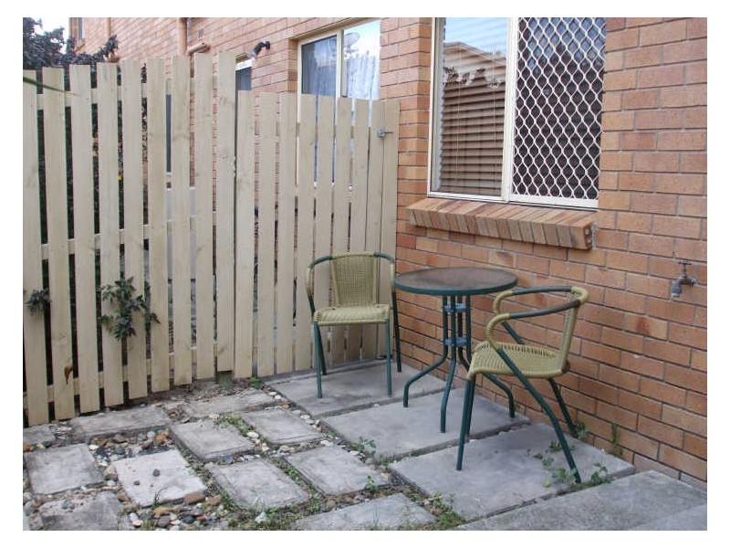 2/6 HAMPTON DRIVE, Tannum Sands QLD 4680