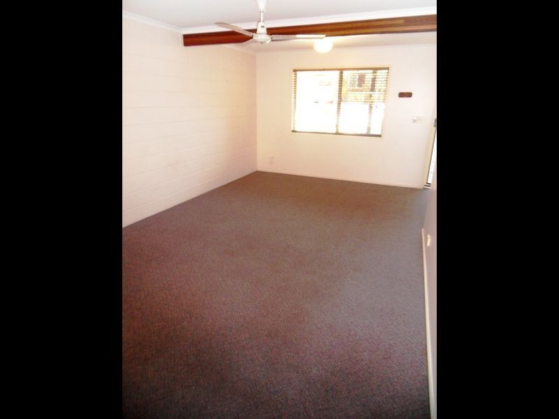 2/6 HAMPTON DRIVE, Tannum Sands QLD 4680