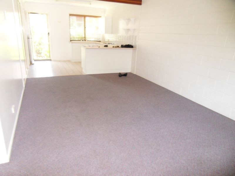 2/6 HAMPTON DRIVE, Tannum Sands QLD 4680